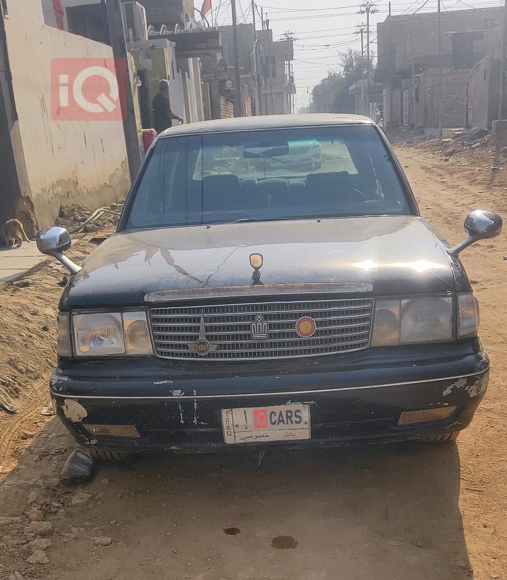 تۆیۆتا کراون